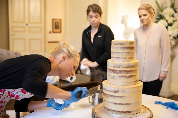 Wedding Cake Maker Hampshire